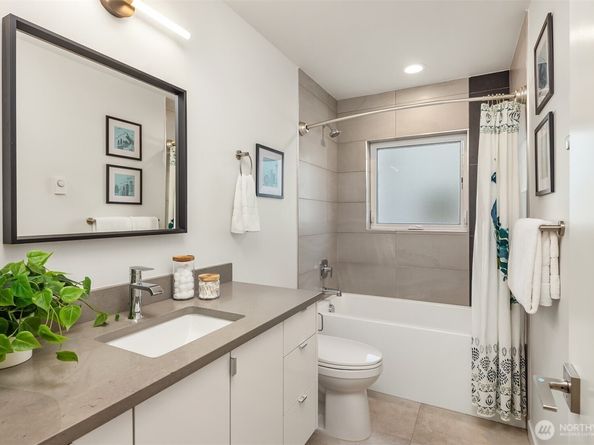 3856 21st Avenue SW, Seattle WA 98106