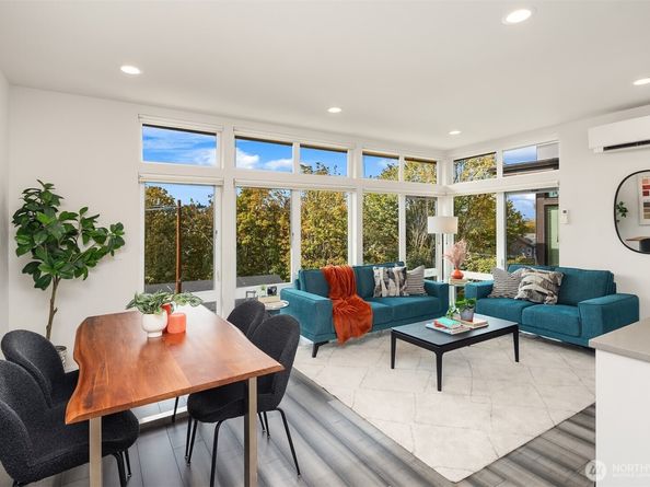 3856 21st Avenue SW, Seattle WA 98106