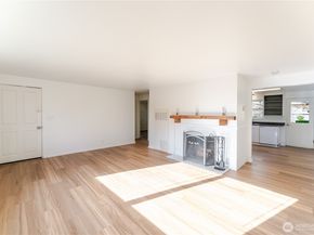 6416 NE 181st Street, Kenmore WA 98028