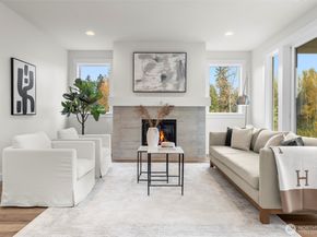 21418 116th Place SE, Kent WA 98031