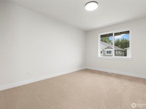 21418 116th Place SE, Kent WA 98031