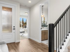 21418 116th Place SE, Kent WA 98031