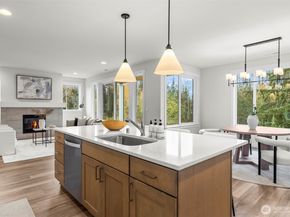 21418 116th Place SE, Kent WA 98031