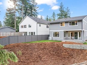 21418 116th Place SE, Kent WA 98031