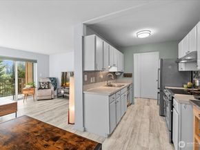 13201 Linden Avenue North 310A, Seattle WA 98133