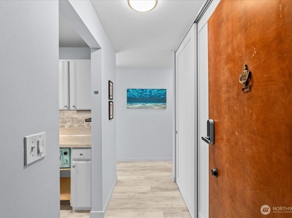 13201 Linden Avenue North 310A, Seattle WA 98133