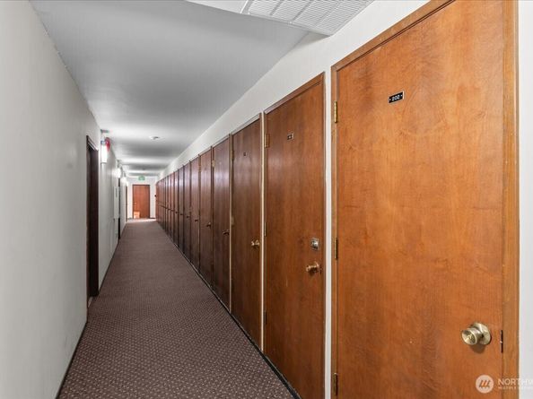 13201 Linden Avenue North 310A, Seattle WA 98133