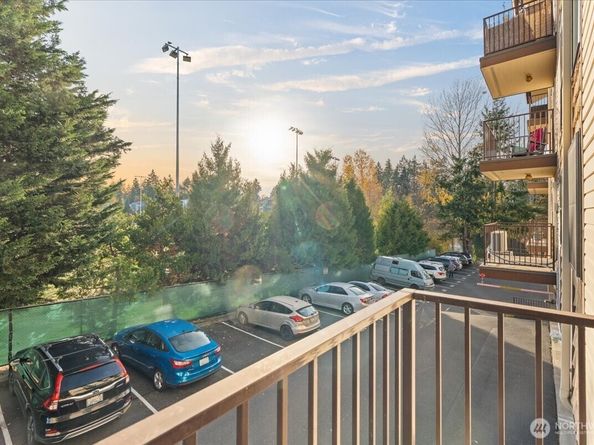 13201 Linden Avenue North 310A, Seattle WA 98133