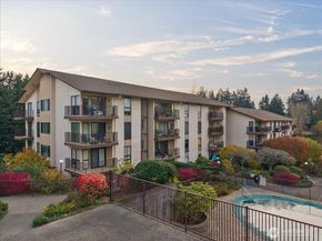 13201 Linden Avenue North 310A, Seattle WA 98133