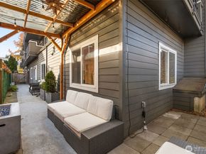 115 W Galer Street 101, Seattle WA 98119