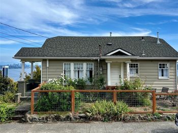 3201 S Charles Street