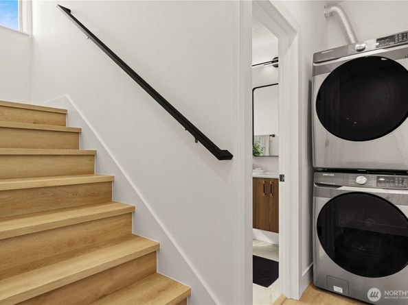 7522 6th Avenue NW, Seattle WA 98117