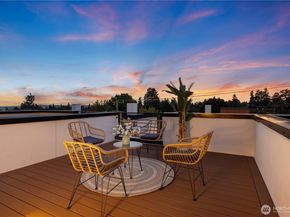 7522 6th Avenue NW, Seattle WA 98117