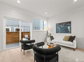 7350 22nd Avenue NW B, Seattle WA 98117