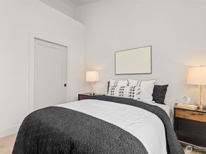 7350 22nd Avenue NW B, Seattle WA 98117