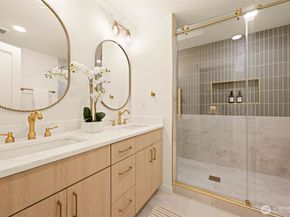 16413 NE 105th Place, Redmond WA 98052