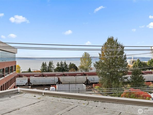 500 Elliott Avenue W 504, Seattle WA 98119