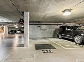 500 Elliott Avenue W 504, Seattle WA 98119