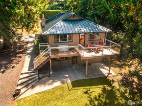 18217 83rd Avenue NE, Kenmore WA 98028