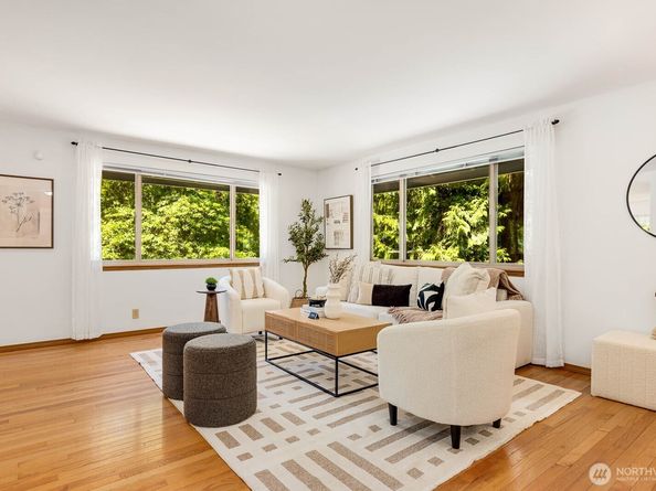 18217 83rd Avenue NE, Kenmore WA 98028