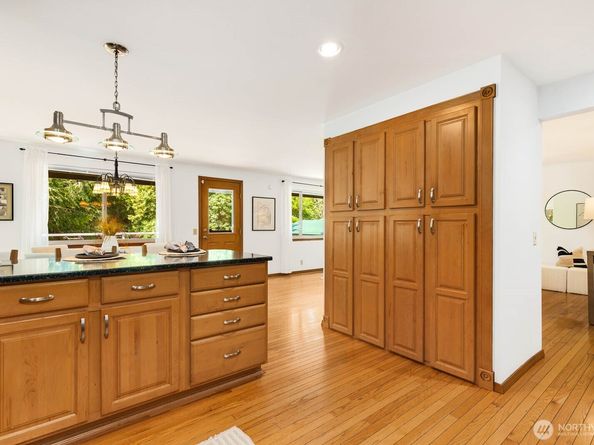 18217 83rd Avenue NE, Kenmore WA 98028