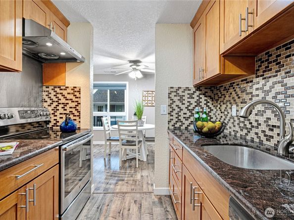 12540 SE 32nd Street 35, Bellevue WA 98005