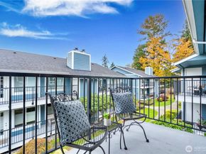 12540 SE 32nd Street 35, Bellevue WA 98005