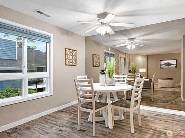 12540 SE 32nd Street 35, Bellevue WA 98005