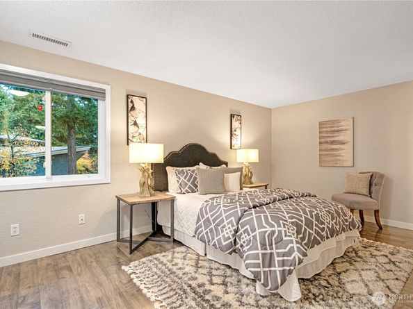 12540 SE 32nd Street 35, Bellevue WA 98005