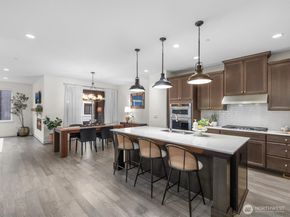 26627 NE Boyd Way 101, Duvall WA 98019