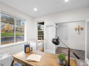 26627 NE Boyd Way 101, Duvall WA 98019