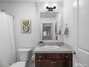 26627 NE Boyd Way 101, Duvall WA 98019