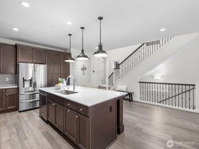 26627 NE Boyd Way 101, Duvall WA 98019