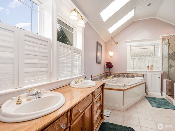 18530 SE 145th Street, Renton WA 98059