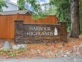 5615 114th Street SW, Mukilteo WA 98275