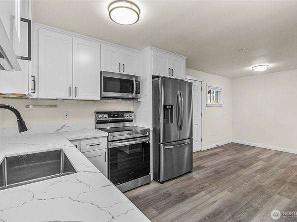 4512 S 3rd Avenue C, Everett WA 98203