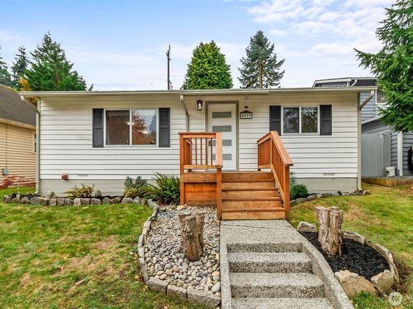 4512 S 3rd Avenue C, Everett WA 98203