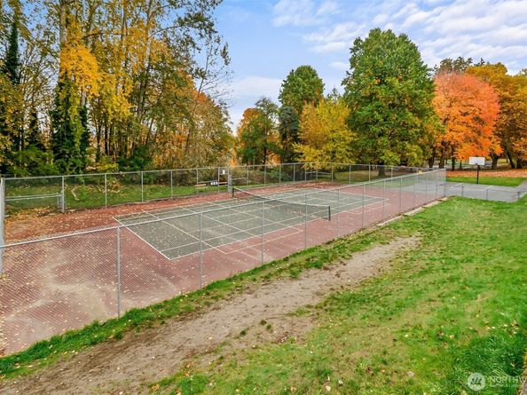 4512 S 3rd Avenue C, Everett WA 98203