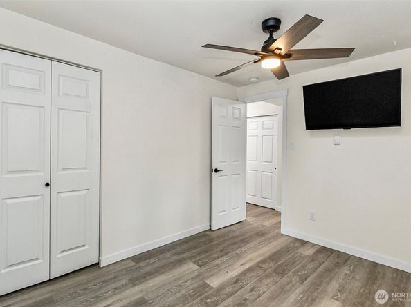 4512 S 3rd Avenue C, Everett WA 98203