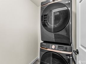 4512 S 3rd Avenue C, Everett WA 98203