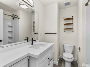 4512 S 3rd Avenue C, Everett WA 98203