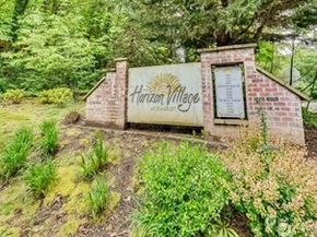 15238 SE 43rd Court E301, Bellevue WA 98006