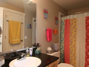 15238 SE 43rd Court E301, Bellevue WA 98006