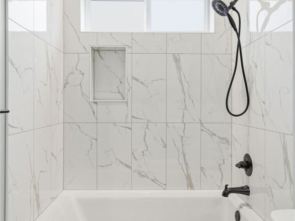 11831 59th Avenue S B, Seattle WA 98178