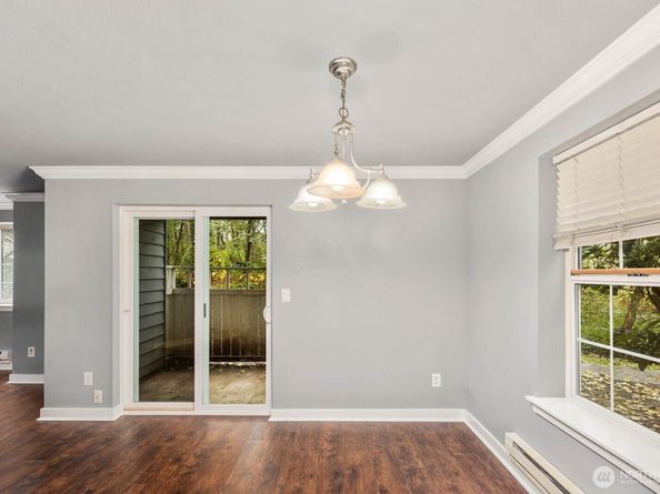 23410 18th Avenue S F101, Des Moines WA 98198