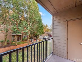 18930 Bothell Everett Hwy D203, Bothell WA 98012