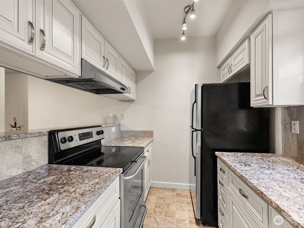 18930 Bothell Everett Hwy D203, Bothell WA 98012