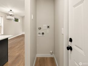 13005 1st Avenue NE, Seattle WA 98125