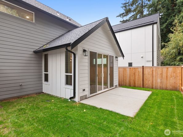 13005 1st Avenue NE, Seattle WA 98125