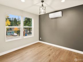 13005 1st Avenue NE, Seattle WA 98125